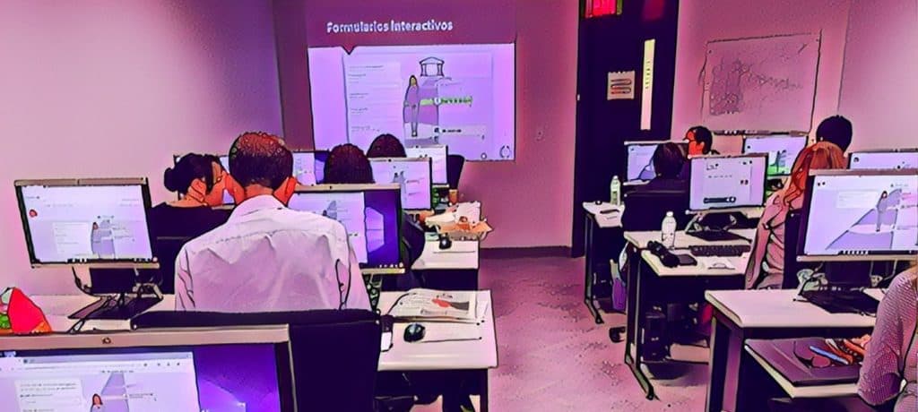Tecnología para el acompañamiento y empoderamiento legal de las sobrevivientes de violencia doméstica Tecnología para el acompañamiento y empoderamiento legal de las sobrevivientes de violencia doméstica