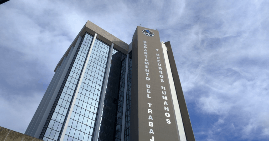 Fraude, confidencialidad e intimidad – El caso del Departamento del Trabajo Fraude, confidencialidad e intimidad – El caso del Departamento del Trabajo